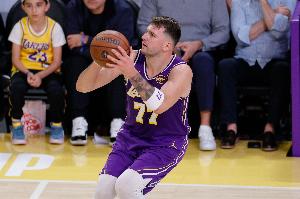 多特蒙德vs帕德博恩直播_多特蒙德vs帕德博恩在线观看无插件_nba多特蒙德vs帕德博恩在线观看