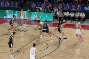 闪耀欧青赛！拉脱维亚天才前锋爆砍12+14+9+7 上一场33+22